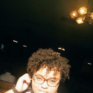 Meet your Posher, Marie a.